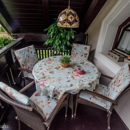 Apartmaji Urska Lasko Bagian luar foto